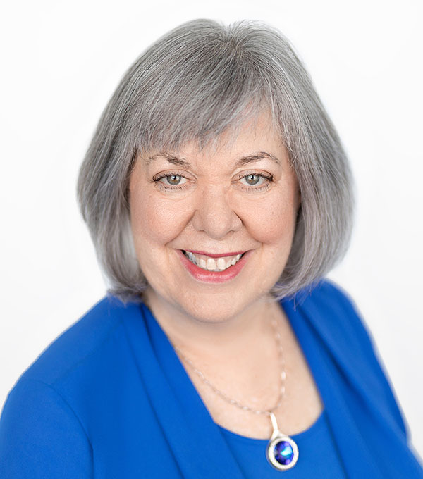 LindaHerrick-01-SQ2web-SM